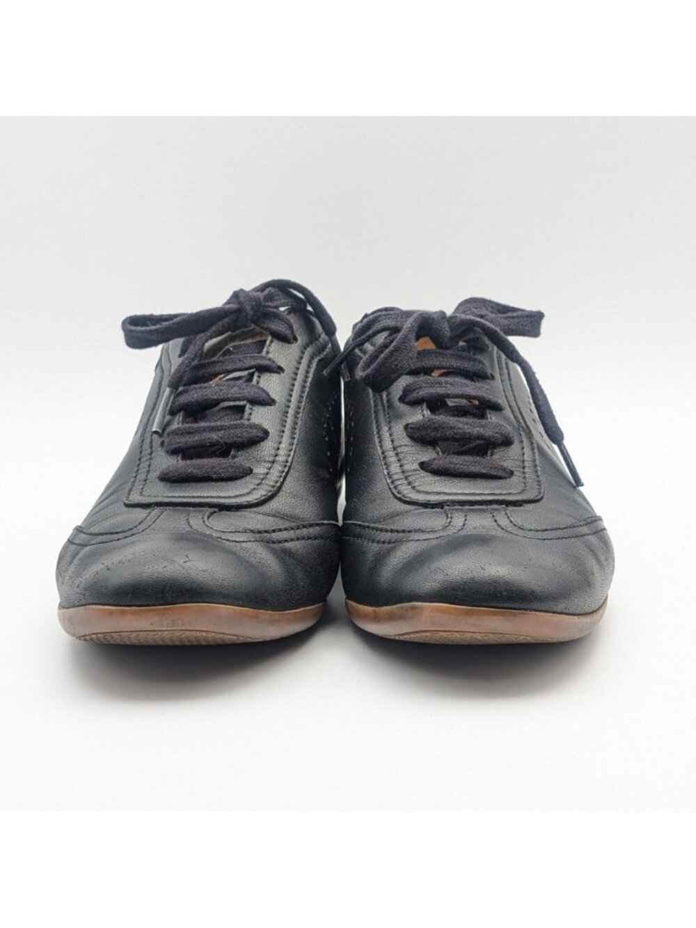 Hermes Evelyne Sneakers Leather Perforated Black - Picture 4 of 11